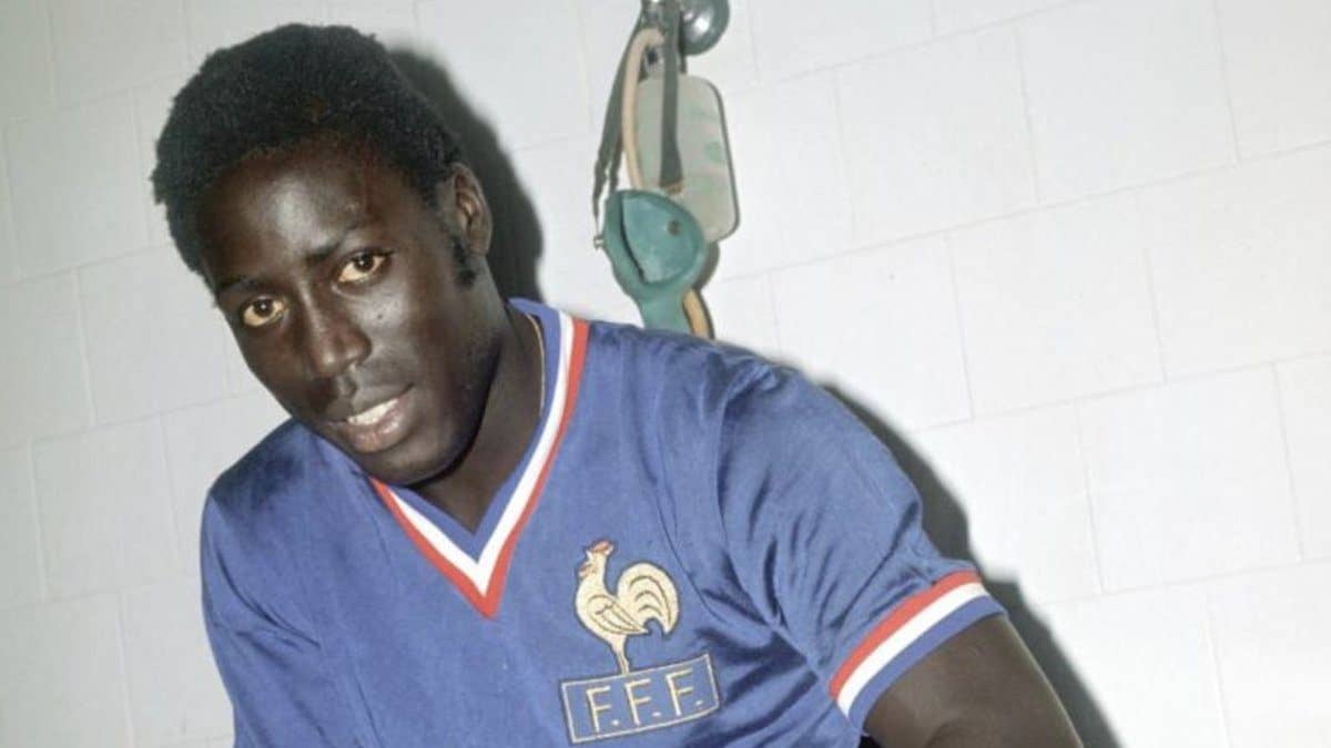 وفاة لاعب كرة قدم فرنسي بعد 39 عاما في غيبوبة!