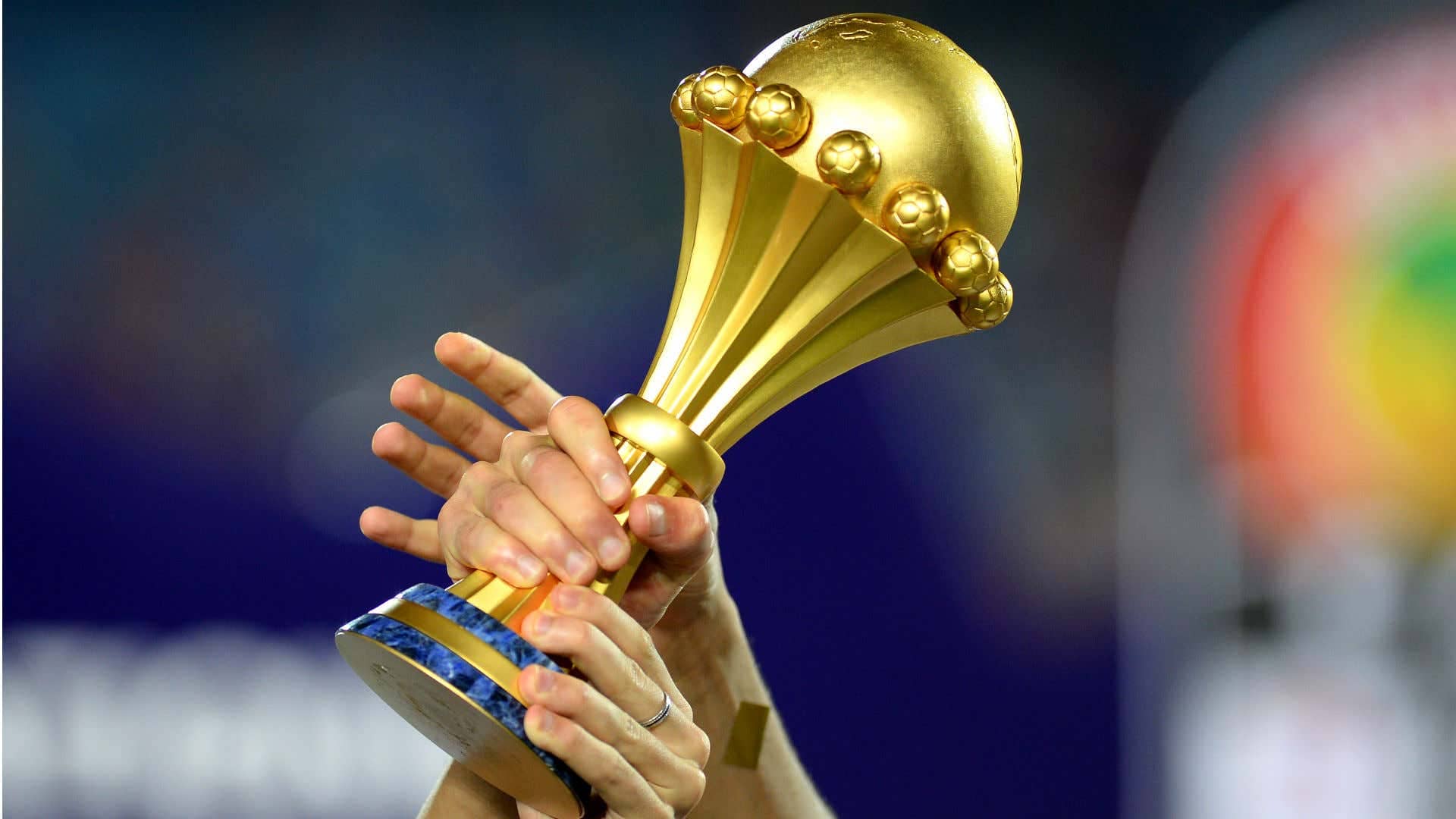 كيف نشبت الحرب الأهلية التي تهدد بإلغاء بطولة الأمم الإفريقية في الكاميرون؟