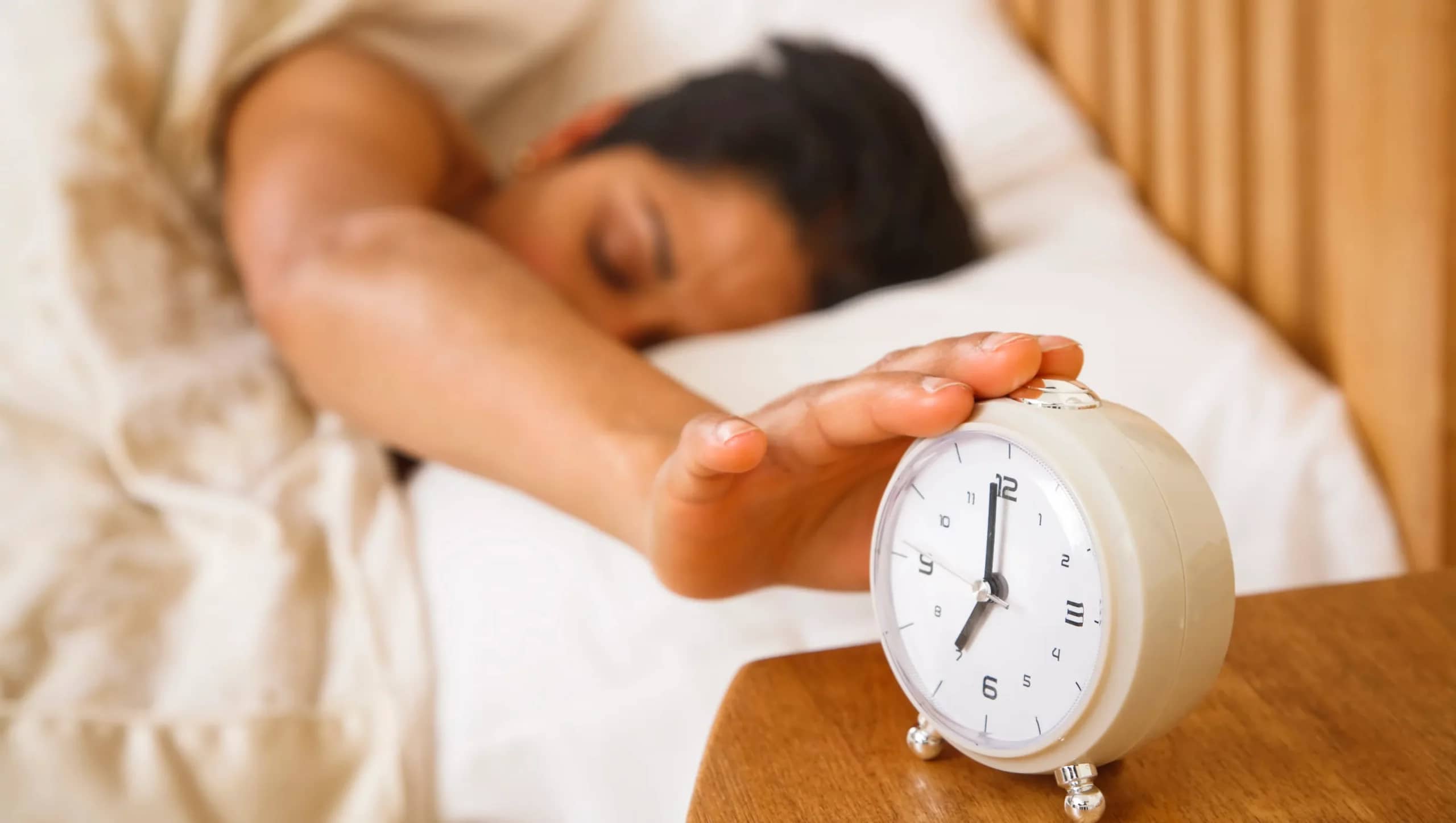 هل يحمينا نوم العطلة الأسبوعية من مخاطر النوم المتقطع؟