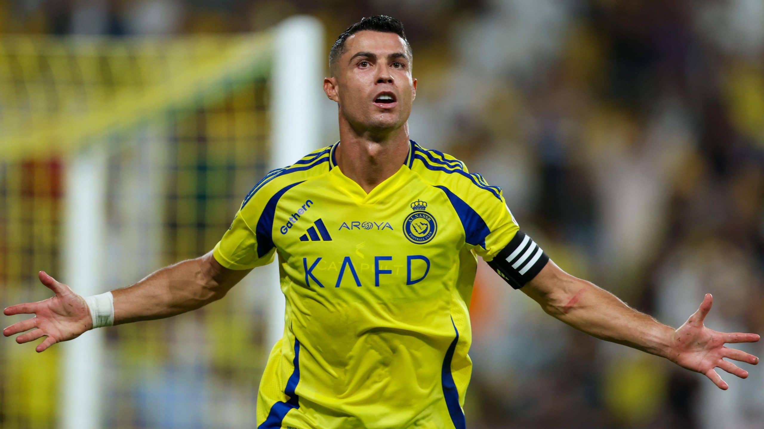 هل يرحل «رونالدو» عن النصر من أجل كأس العالم للأندية؟