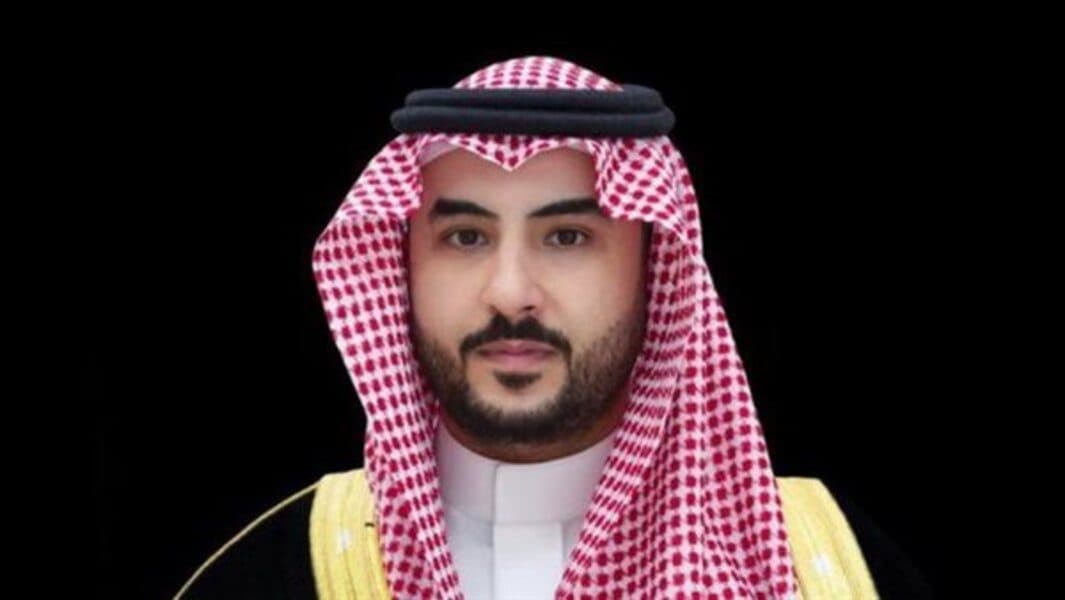 وزير الدفاع يصل العاصمة الإيرانية طهران في زيارة رسمية