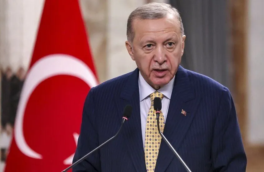 إنفوجرافيك| إهانة "أردوغان" تلقي بملكة جمال تركيا في المعتقل