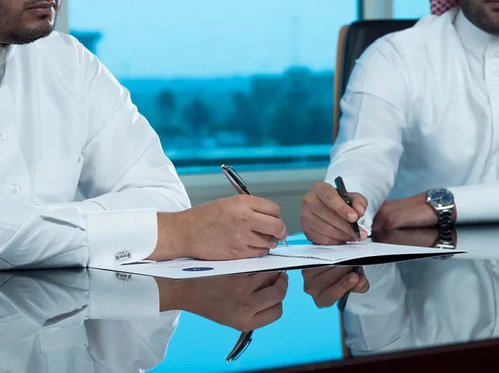 عقود العمل والاستقالة.. أبرز التعديلات على مواد نظام العمل السعودي