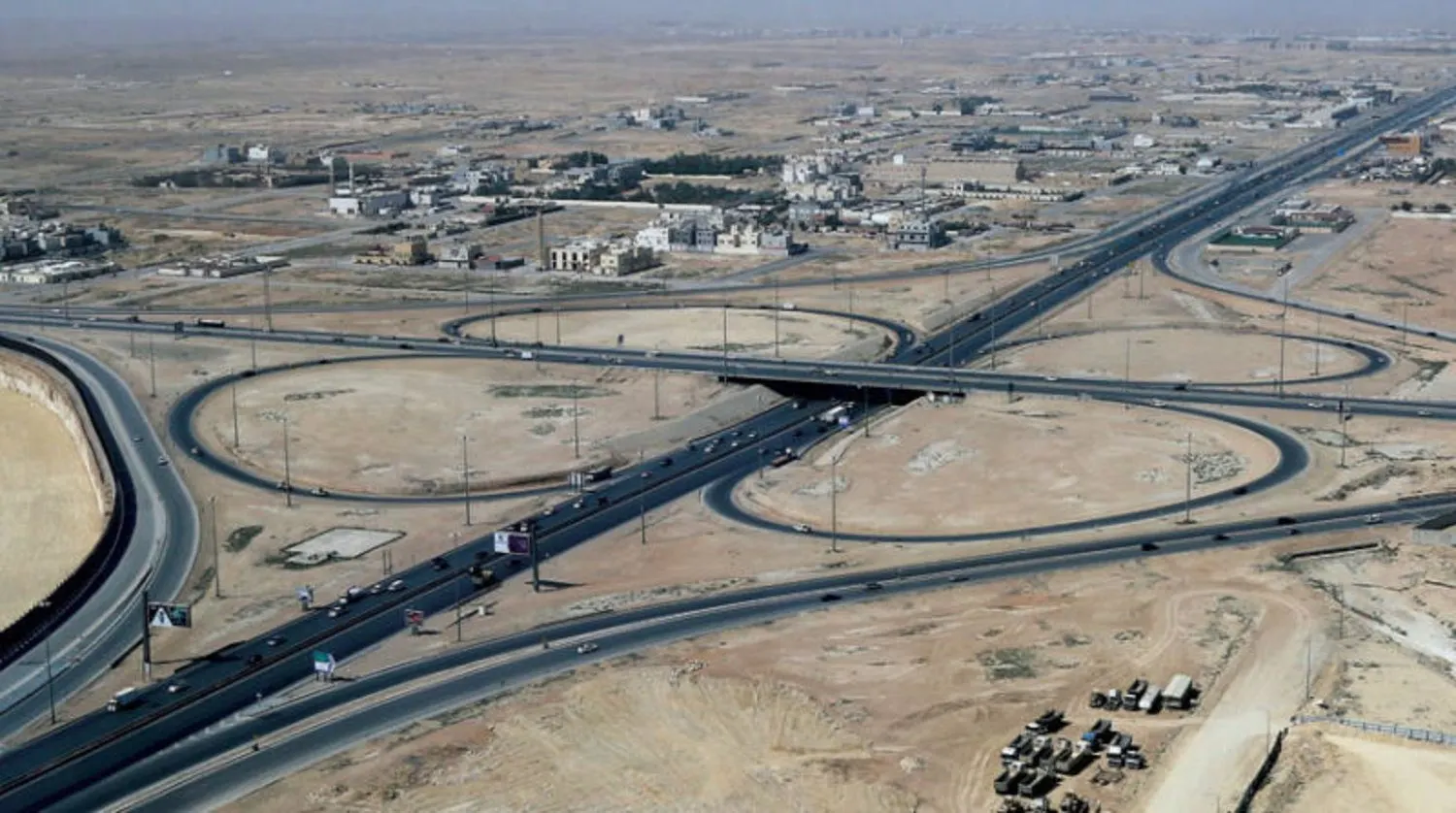 أبرز منجزات إستراتيجية الطرق بعد مرور 500 يوم على إطلاقها