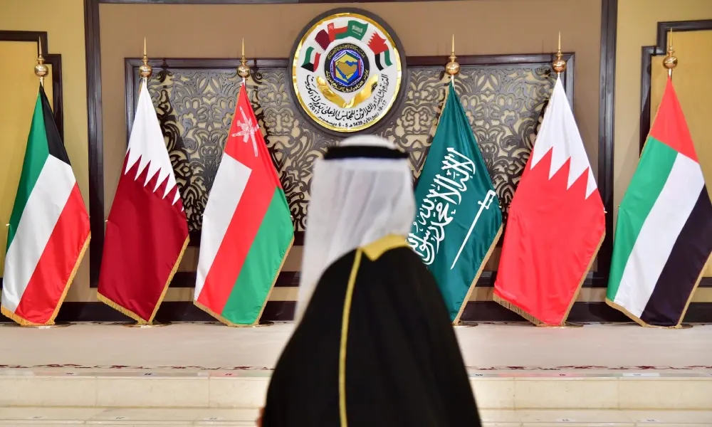 التعاون الخليجي يدين الهجمات الإيرانية في مضيق هرمز وعلى دول المجلس