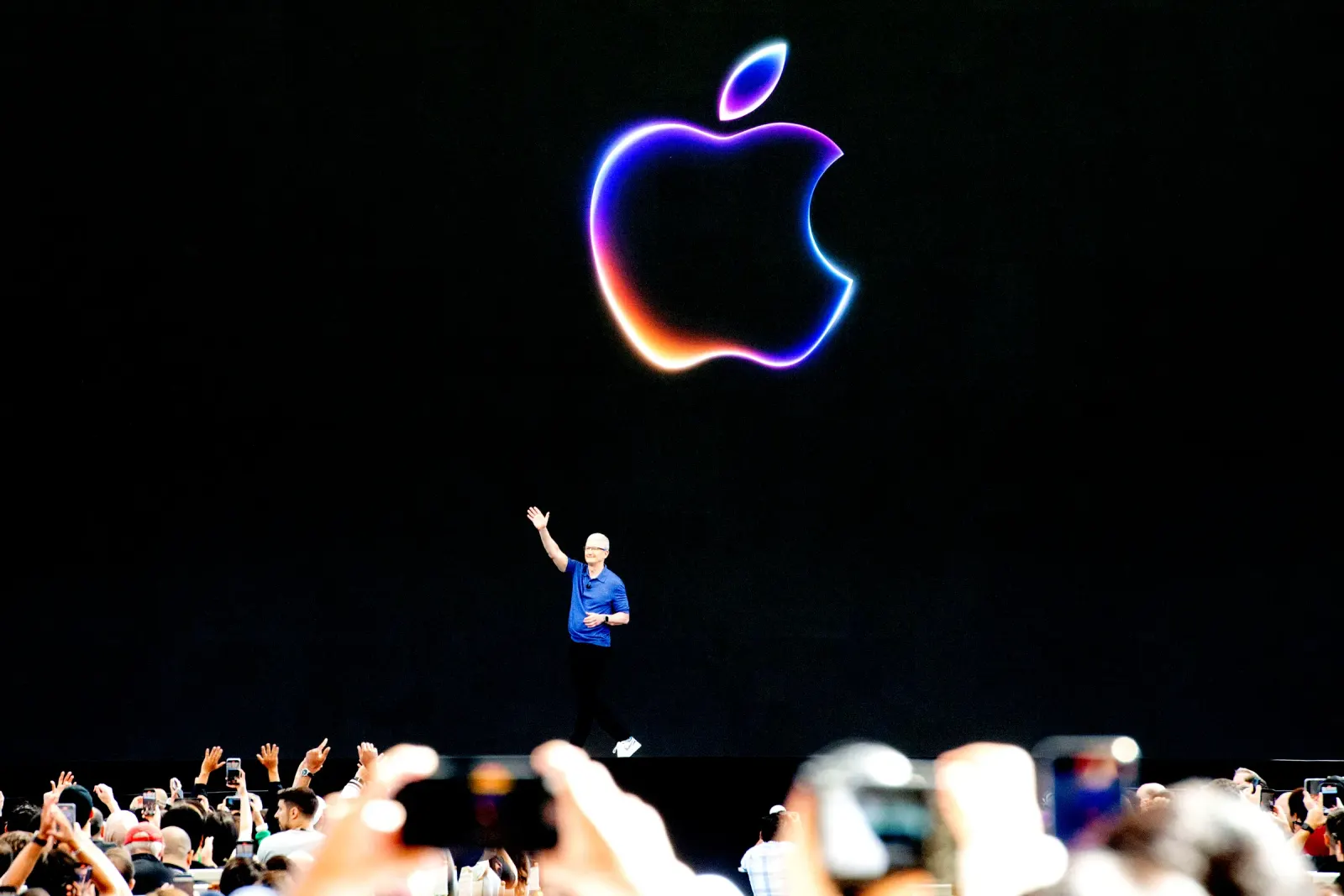 الذكاء الاصطناعي يتصدر المشهد.. كل ما أعلنته "Apple" في مؤتمر المطورين 2024