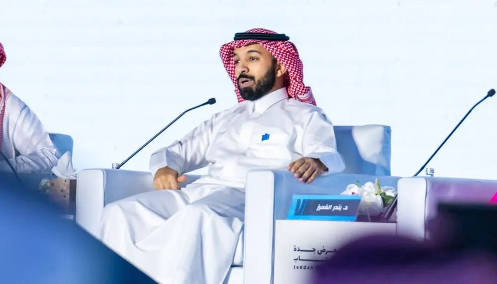 الغميز يحذر من الإفراط في تعليم الإنجليزية للأطفال: الهوية اللغوية في المقدمة