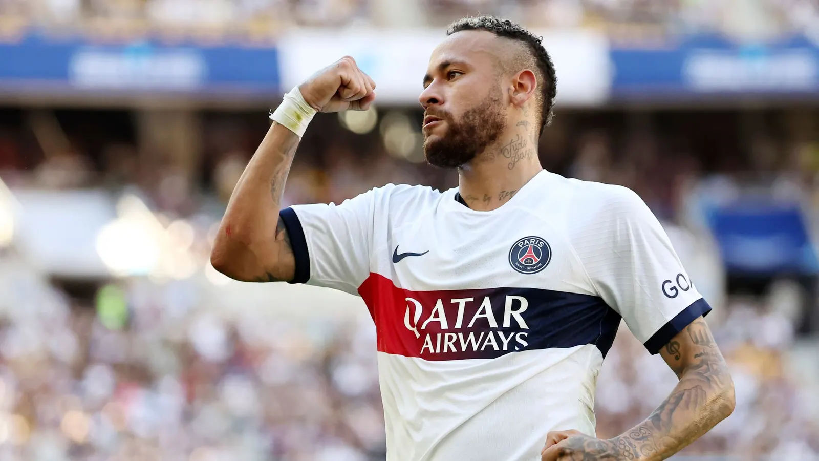 بعد انضمامه لصفوف الهلال.. ماذا قدم "نيمار" مع "باريس" في الموسم الماضي؟
