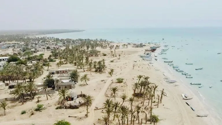 جنة وادي الملك اليمني تتحول إلى خراب على أيدي الحوثيين (صور)