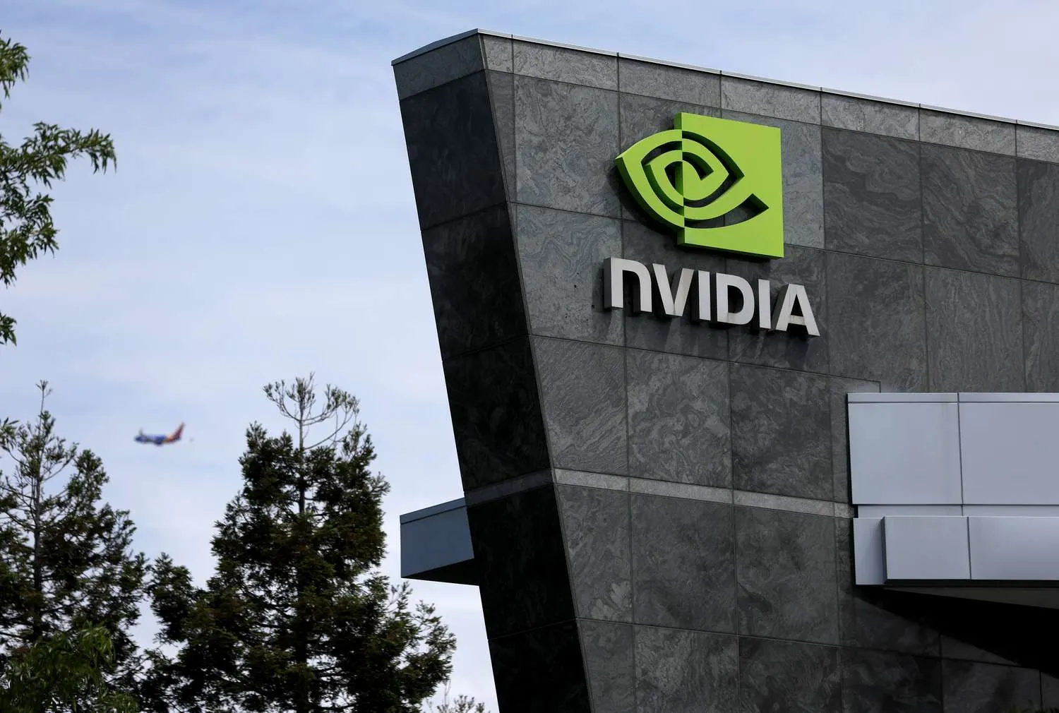 تطور إيرادات Nvidia حسب خط الإنتاج خلال 6 سنوات