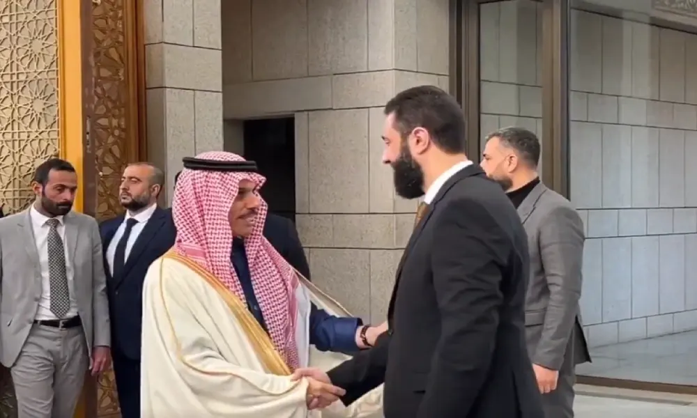 فيصل بن فرحان في سوريا.. أبرز الملفات على طاولة النقاش