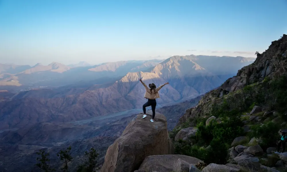 سياحة المغامرات في السعودية.. من الصحراء للسماء