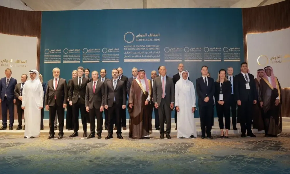 بيان مشترك من الرياض: التحالف الدولي يوسّع التنسيق لهزيمة داعش