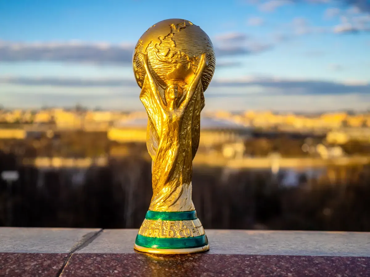 الدول المستضيفة لكأس العالم خلال 100 عام