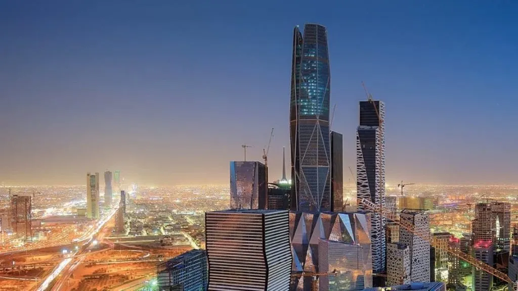 بعد "الدرعية".. اعرف تفاصيل أبرز المشروعات الكبرى المملوكة لصندوق الاستثمارات العامة السعودي