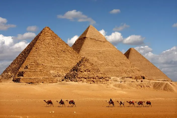 إنفوجرافيك | قبور وأضرحة صنفت الأكثر تكلفة في العالم