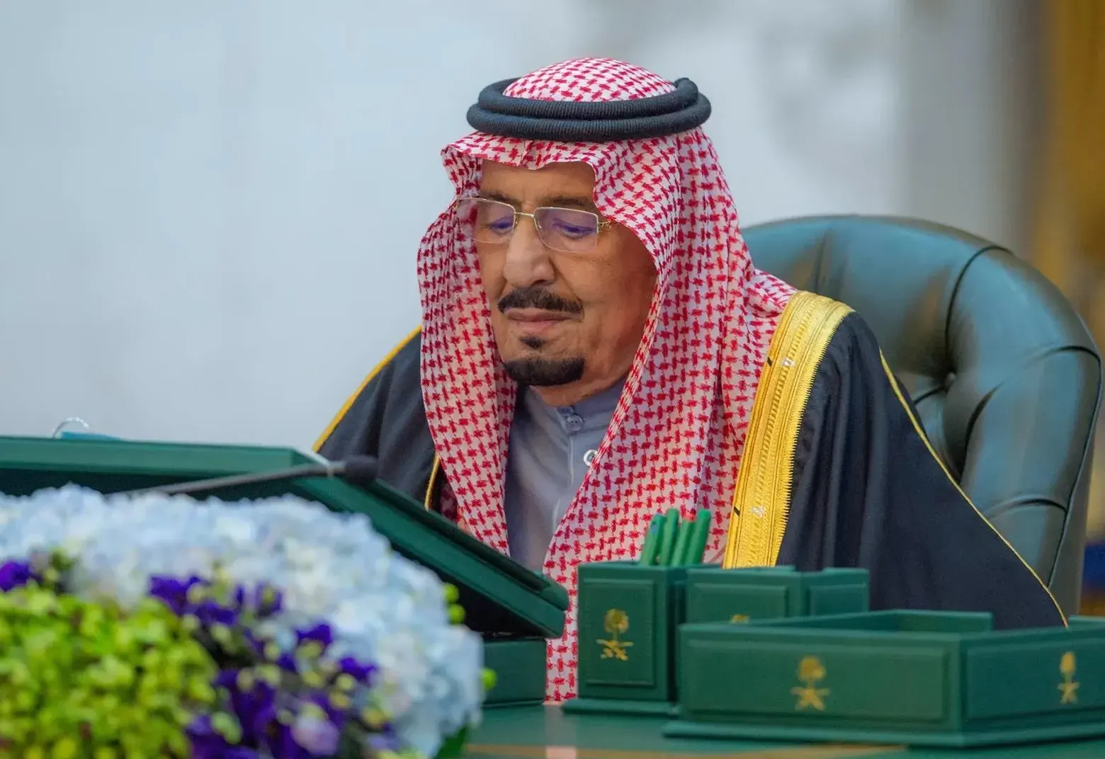 الترخيص لبنك أجنبي جديد واتفاقات دولية وترقيات.. أبرز قرارات مجلس الوزراء اليوم