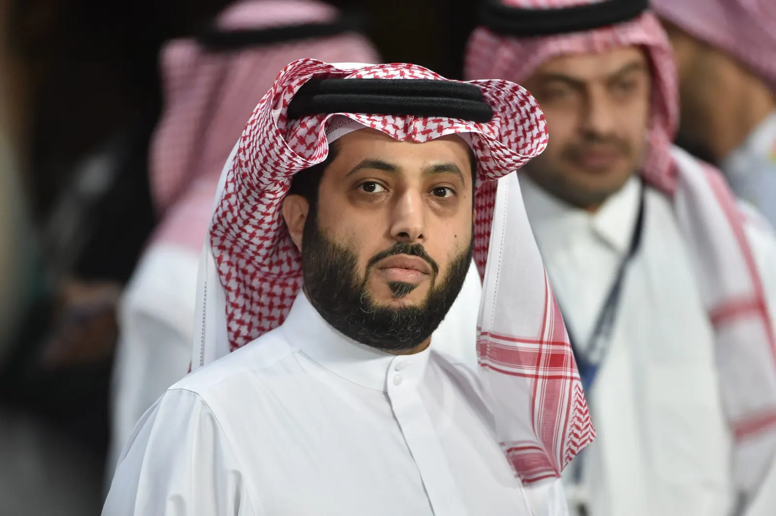 اختفاء غامض لتغريدات تركي آل الشيخ.. ما السبب؟