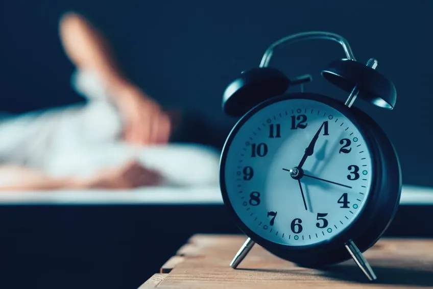 اضبط ساعتك البيولوجية.. نصائح لتنظيم النوم بعد العطلة