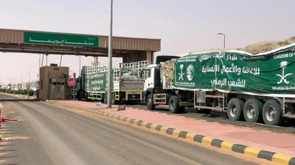 من المياه للطرق.. السعودية تواصل دعمها للشعب اليمني