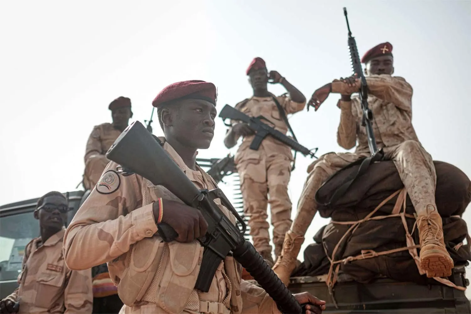 فيديو| هل تلجأ "الدعم السريع" لجهات خارجية لتغيير مسار المعركة في السودان؟.. خبير استراتيجي يُجيب