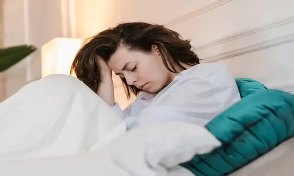 هل يؤدي نقص فيتامين د إلى زيادة آلام الجسم؟