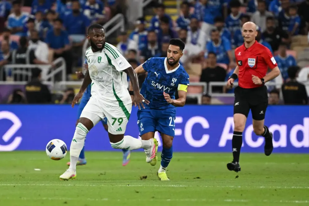 موعد مباراة الهلال والأهلي والتشكيل المتوقع والقنوات الناقلة