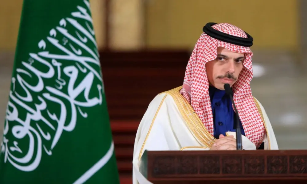 بن فرحان: جرائم إسرائيل الوحشية في فلسطين تقوّض السلام