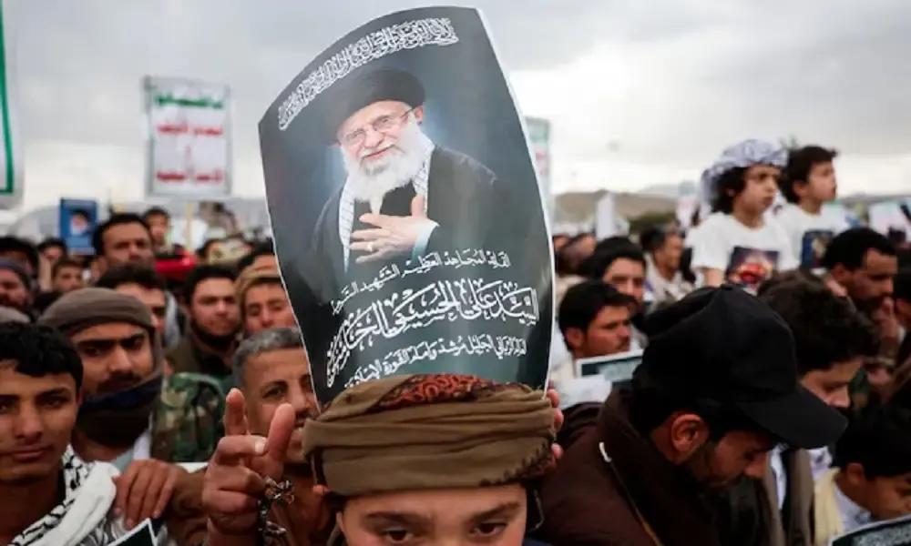 لماذا لم يتدخل الحوثيون حلفاء إيران في الحرب حتى الآن؟