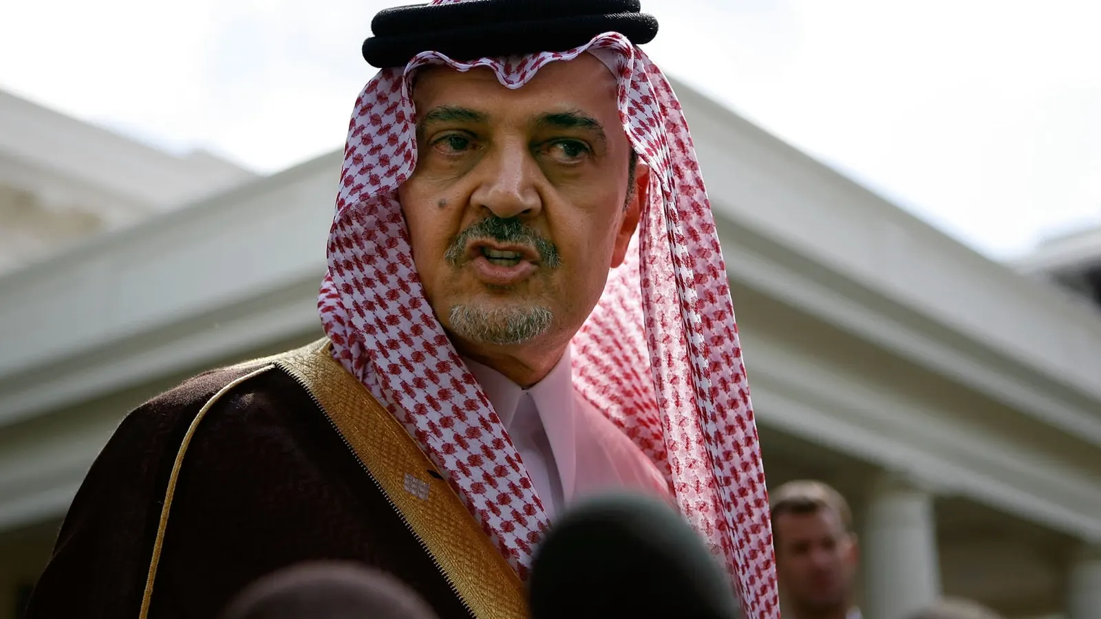 وزير الخارجية السعودي الأسبق "تنبأ بمستقبل العراق".. ماذا قال سعود الفيصل عن صدام حسين؟