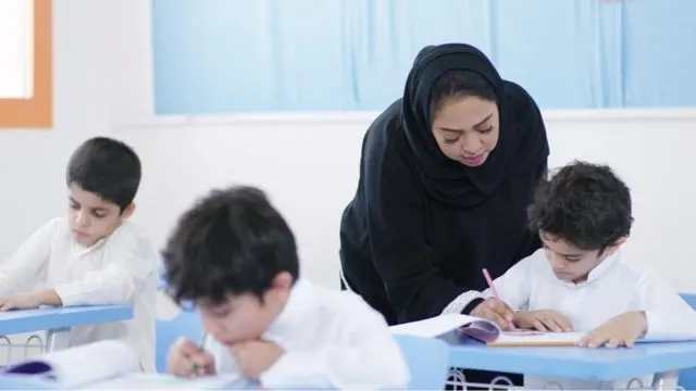 فقر التعلم.. كيف يمكن أن يتأثر اقتصاد الدول العربية بإهمال تعلم اللغة الفصحى؟
