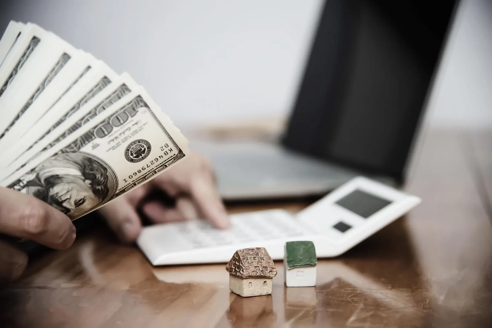 التزامات كبيرة.. الدخل اللازم لتعيش الأسر بشكل مريح في كل ولاية أمريكية