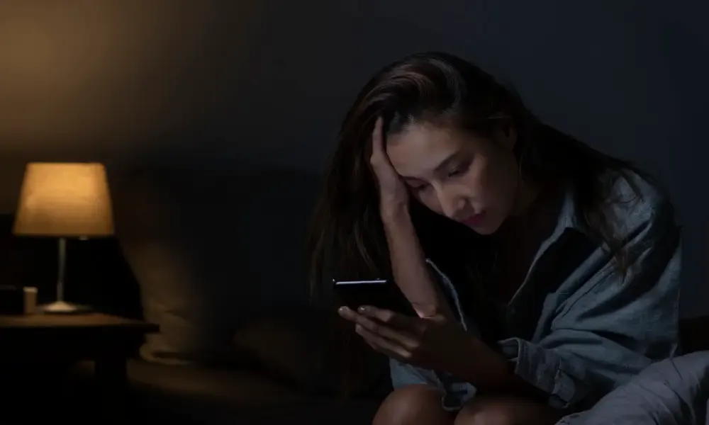 هل يعمق الذكاء الاصطناعي أزمة الوحدة العالمية؟