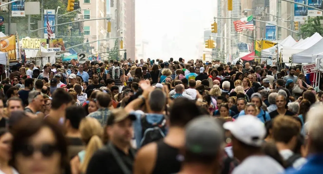 بالأرقام.. التنوع العنصري في أكبر 10 ولايات أمريكية