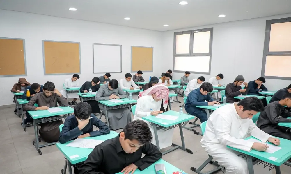 نظام الفصول الدراسية الثلاثة.. إرهاق أم فرصة تعليمية؟