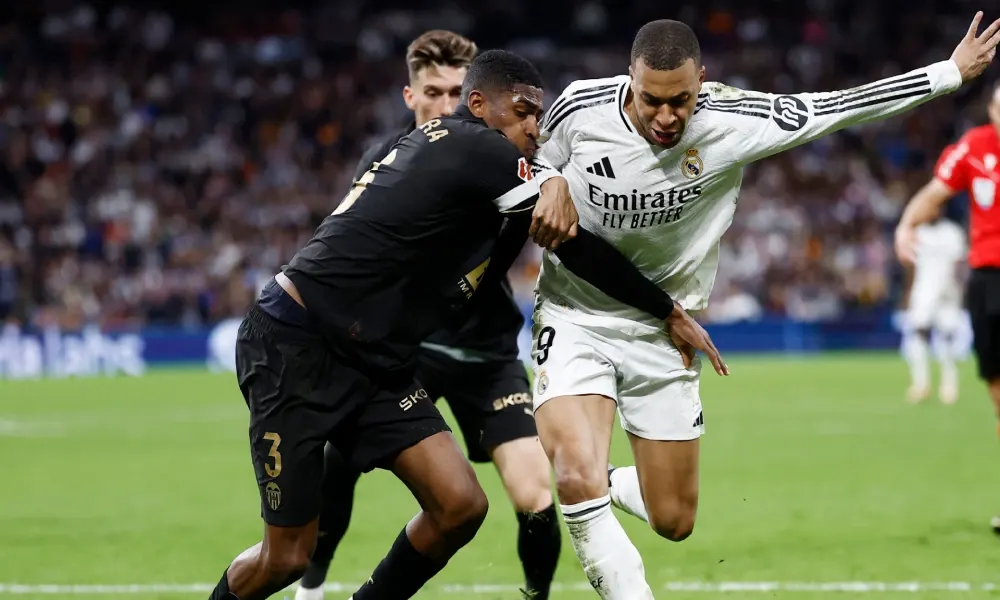 موعد مباراة فالنسيا وريال مدريد والتشكيل المتوقع والقناة الناقلة