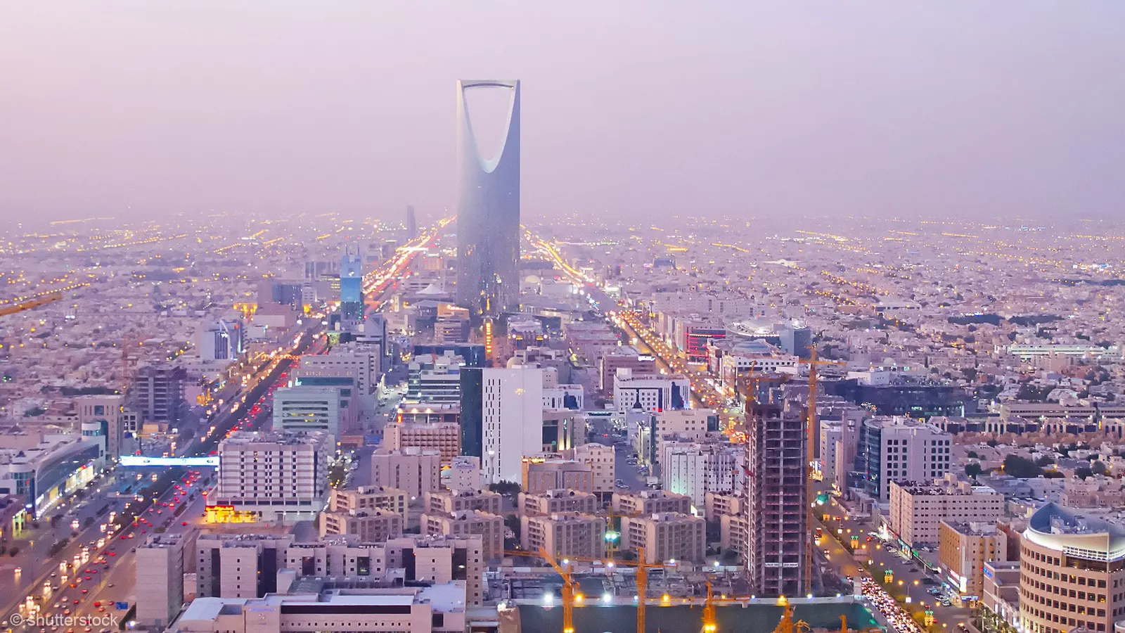 متوسط الرواتب في سوق العمل السعودي 2021