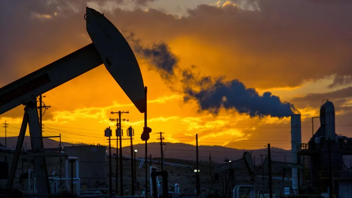 عامان على الانهيار التاريخي للنفط الأمريكي.. ماذا حدث في 20 أبريل؟