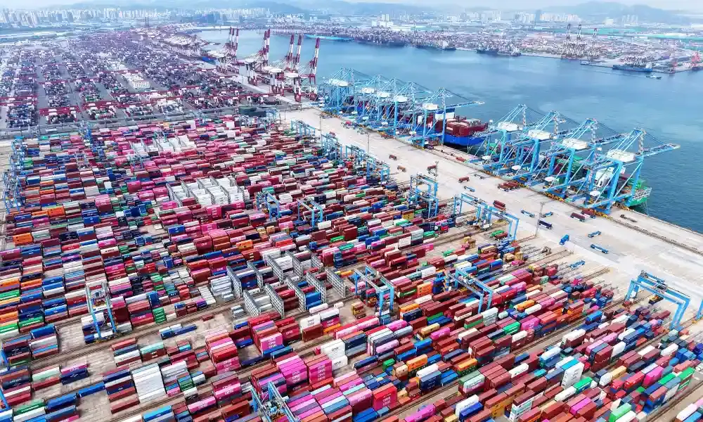 الولايات المتحدة والصين تمددان الهدنة التجارية لمدة 90 يومًا