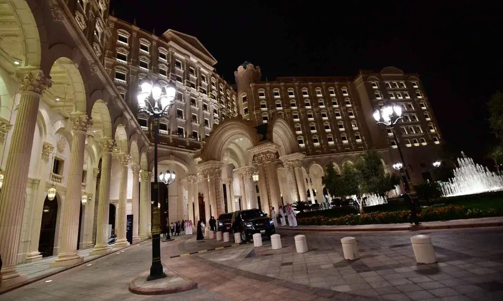 966 ألف مشتغل في المنشآت السياحية السعودية.. قفزة تعكس تعافي القطاع