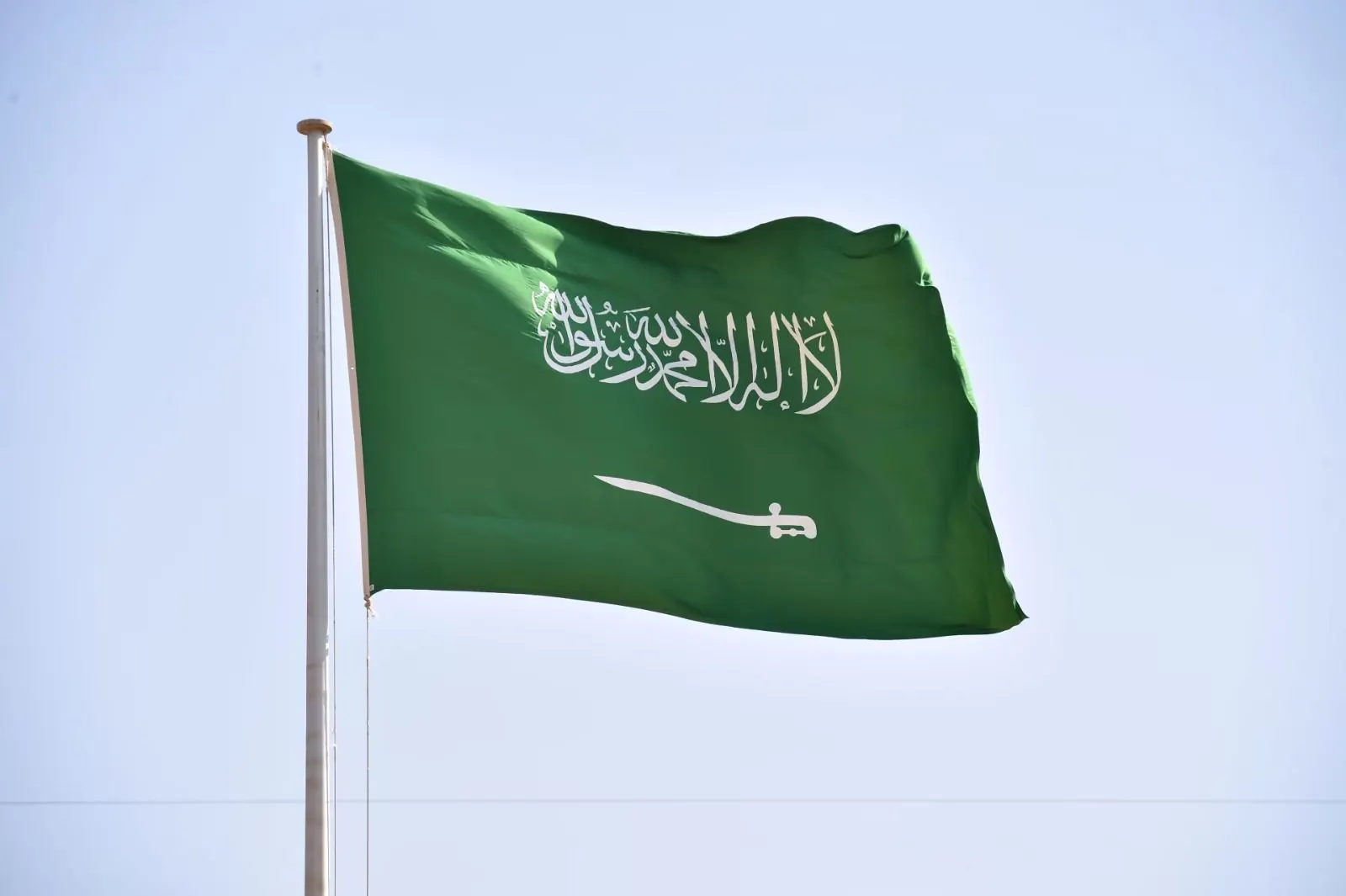 مؤشر إيدلمان 2025.. أكثر الدول ثقة في حكوماتها