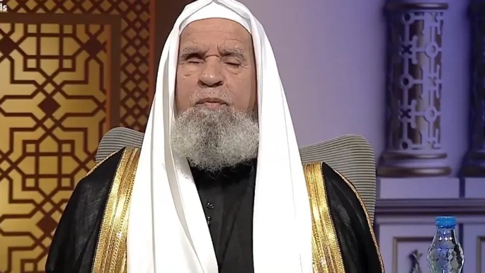 قصة خطبة الجمعة التي طلب الحرس الملكي نسخة منها