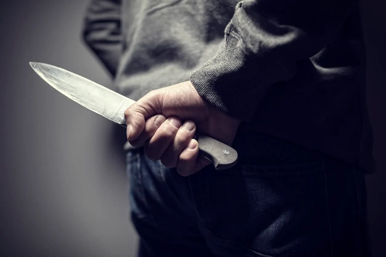 بعد حادثة الطعن قرب المتحف.. إحصاءات عن الجرائم المرتكبة باستخدام السكاكين في بريطانيا