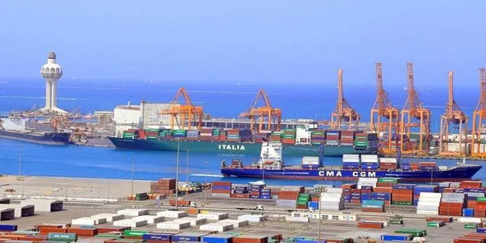 التجارة الدولية للمملكة.. الصادرات السلعية تتراجع مقابل ارتفاع الواردات