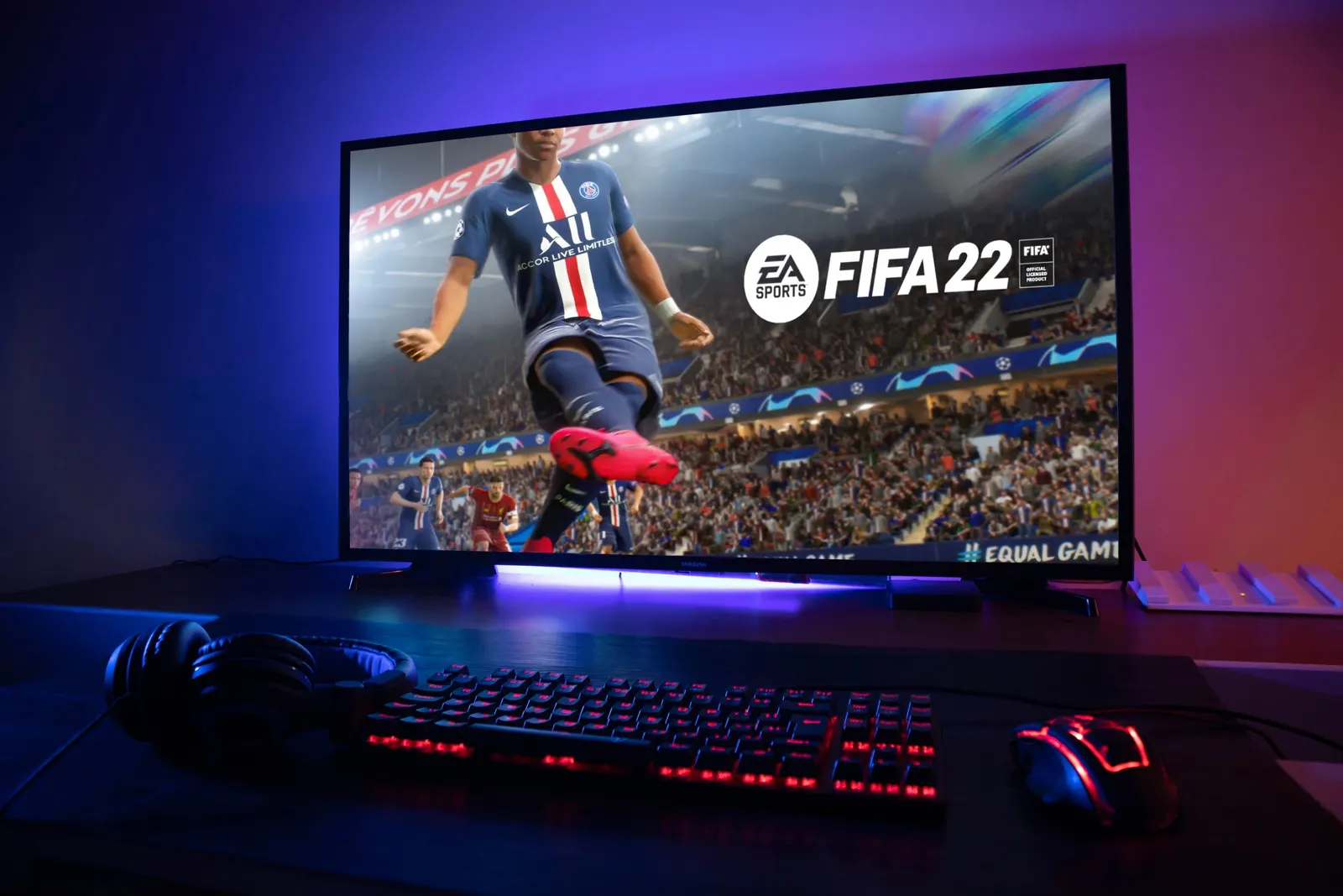 +FIFA.. كرة القدم مجانًا