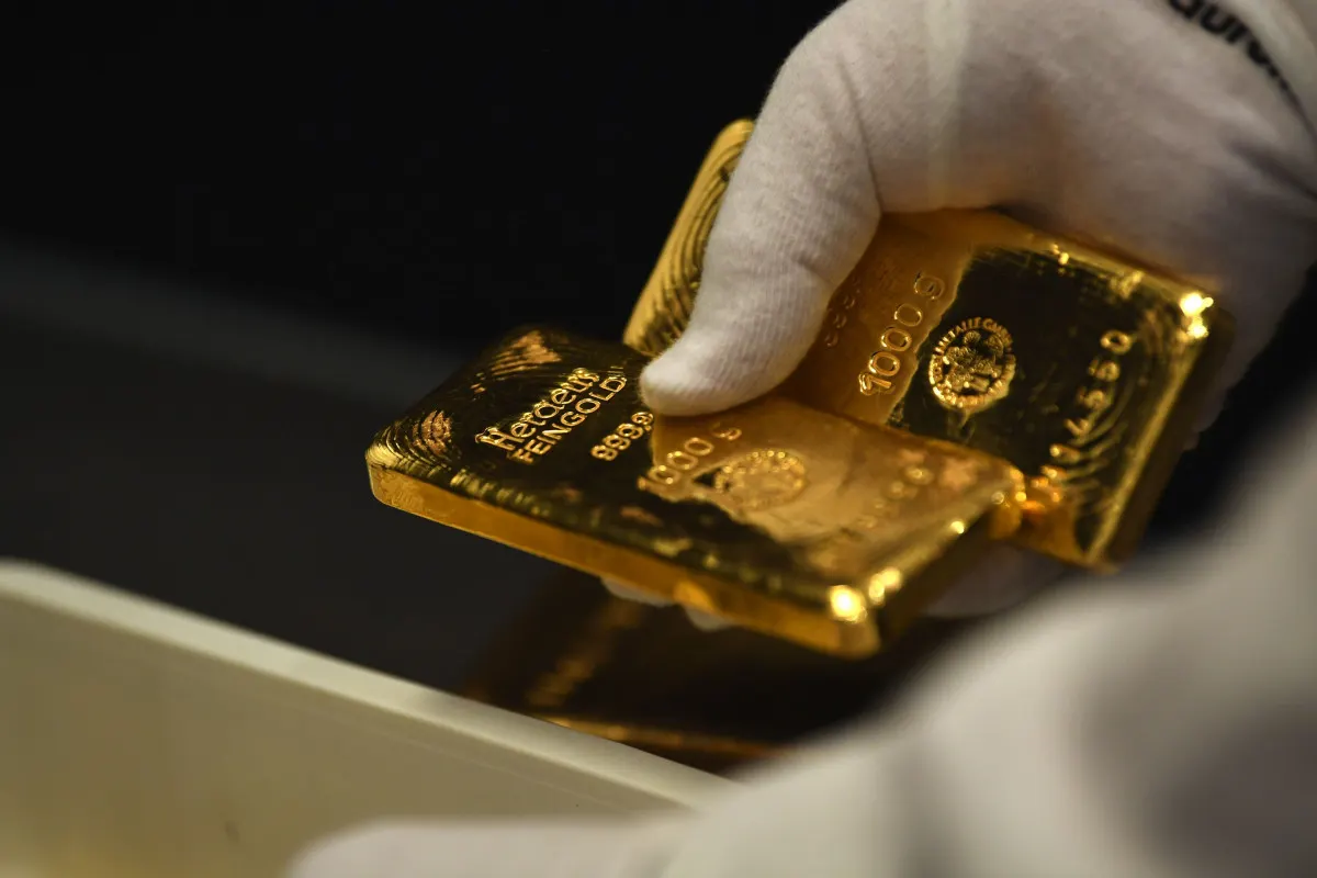 تعدين الذهب.. الشك يخيم على مستقبل المعدن الأصفر