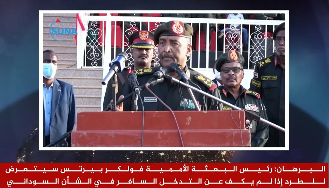هل هدد "البرهان" بطرد المبعوث الأممي من السودان بعد بدء الحرب ضد قوات الدعم السريع؟