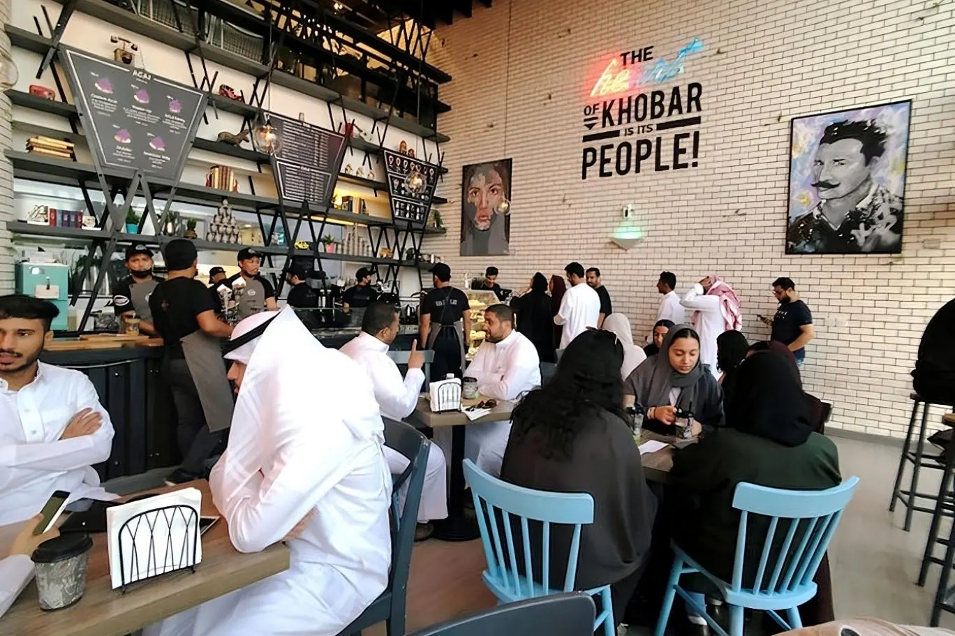 المسح الصحي: %37.5 من سكان المملكة البالغين لديهم تأمين طبي خاص