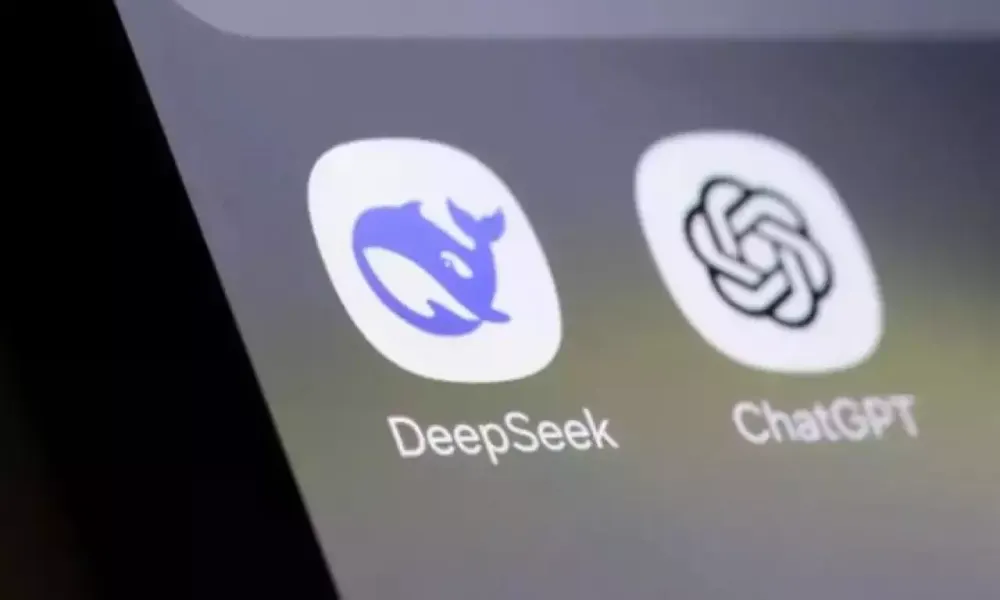 إنفوجرافيك| مقارنة بين DeepSeek وChatGPT.. أيهما أفضل؟
