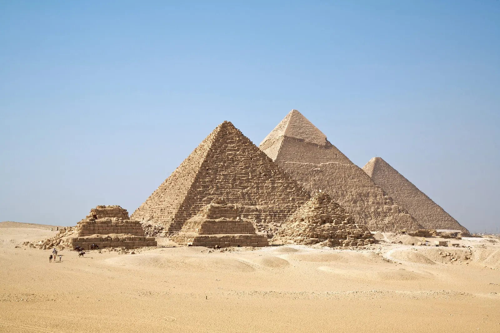 هذه الأماكن الأثرية أقدم عمرًا من أهرامات الجيزة